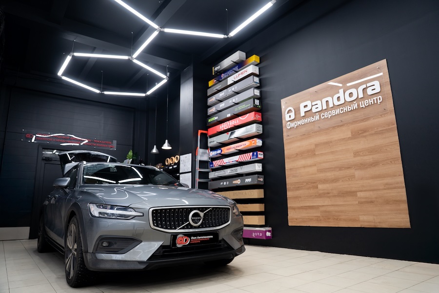 Фирменный сервисный центр Pandora в Санкт-Петербурге